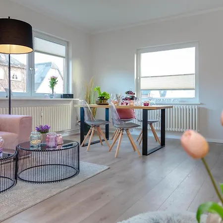 Thyra ווסטרלנד